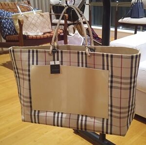 Fab! Rare NWT LARGE Burberry Novacheck Canvas & Leather Tote (Vintage Deadstock)